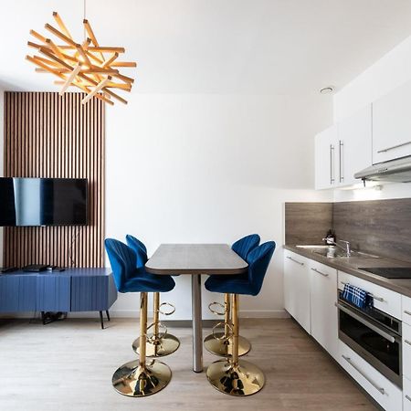 Apartament Le Hirvi - Cocon Zen Et Epure A 10Min Vieux Lyon Zewnętrze zdjęcie