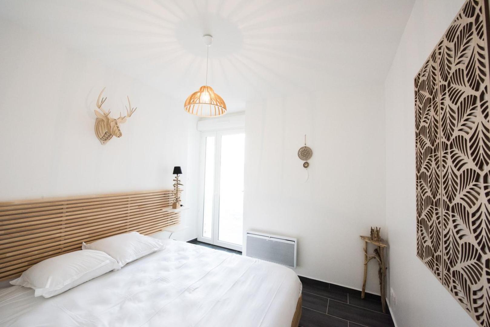 Apartament Le Hirvi - Cocon Zen Et Epure A 10Min Vieux Lyon Zewnętrze zdjęcie